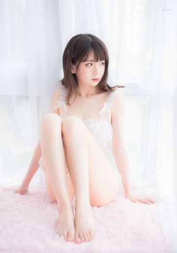 贾静雯